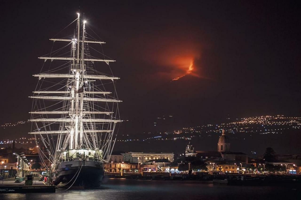 Casa Vacanza Curro Catania Bagian luar foto