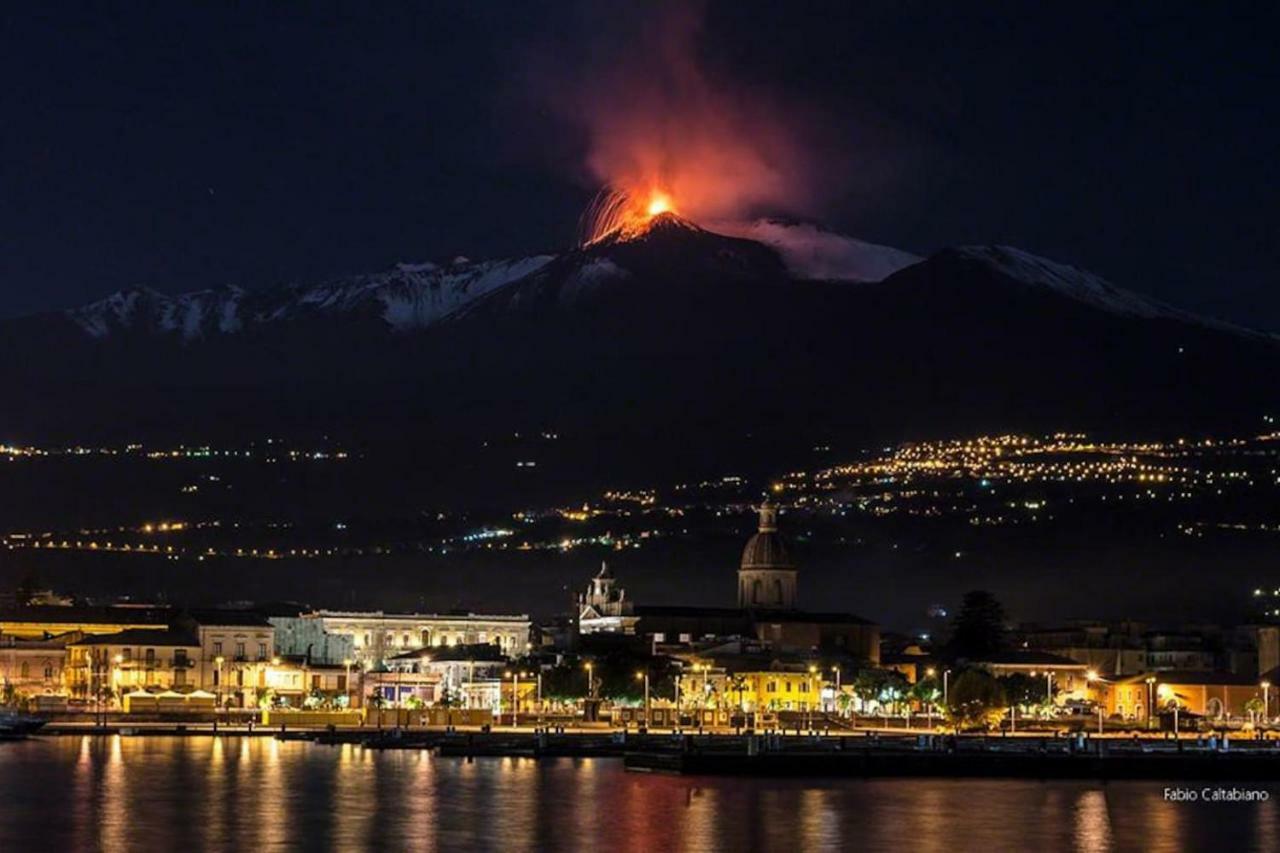 Casa Vacanza Curro Catania Bagian luar foto