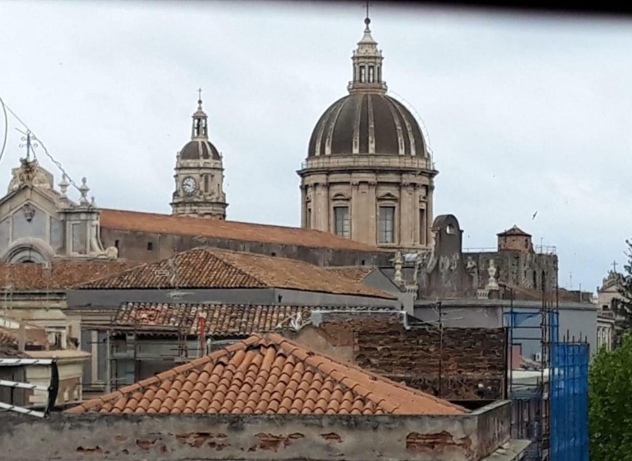 Casa Vacanza Curro Catania Bagian luar foto